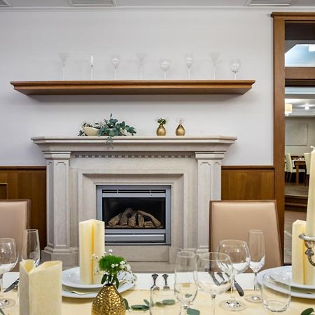 Hotel Abacie & Wellness Valasske Mezirici Luaran gambar
