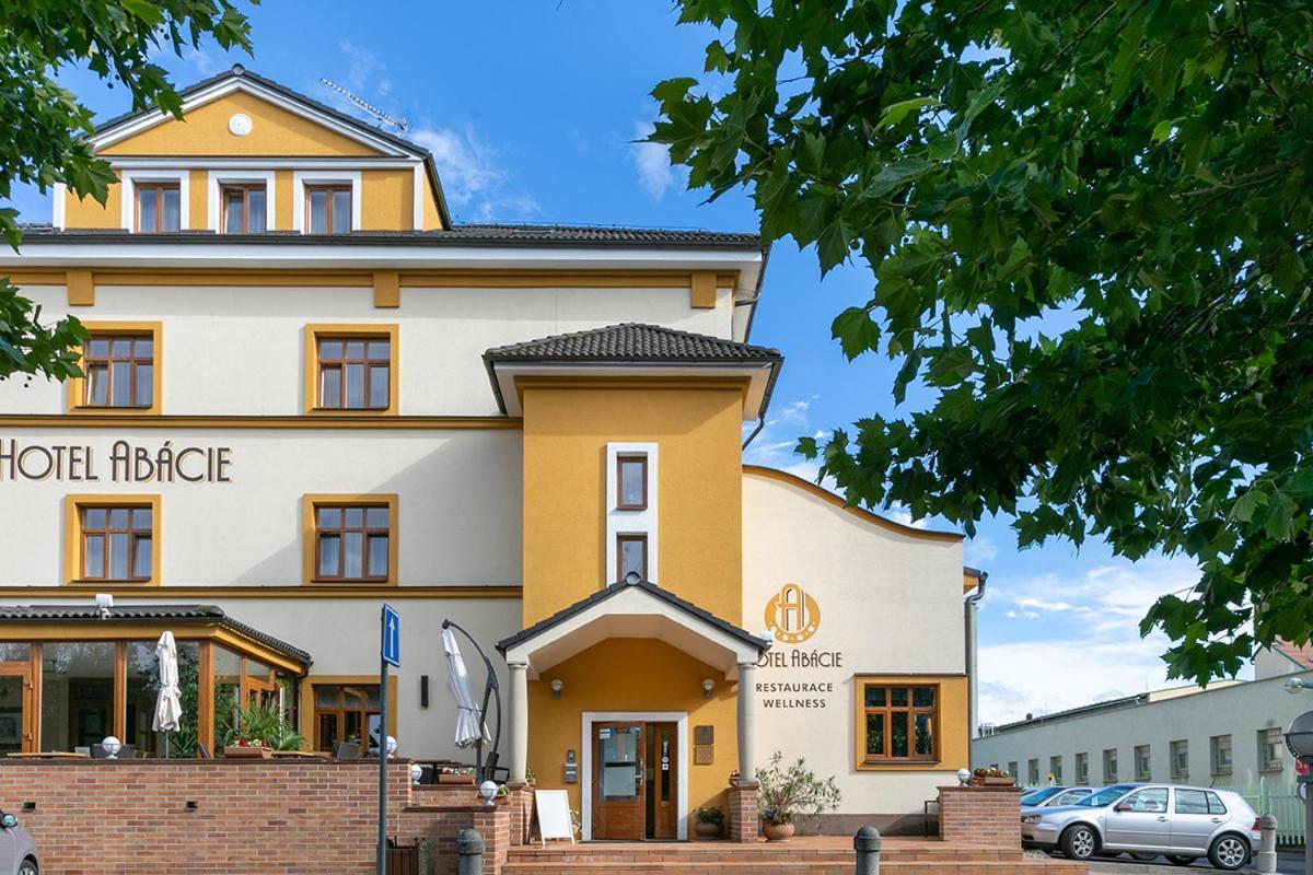 Hotel Abacie & Wellness Valasske Mezirici Luaran gambar