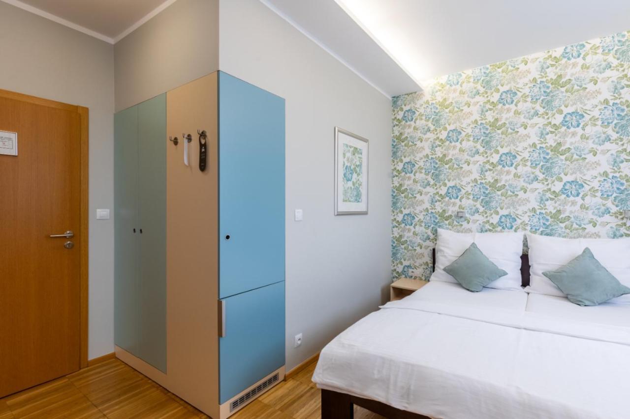 Hotel Abacie & Wellness Valasske Mezirici Luaran gambar