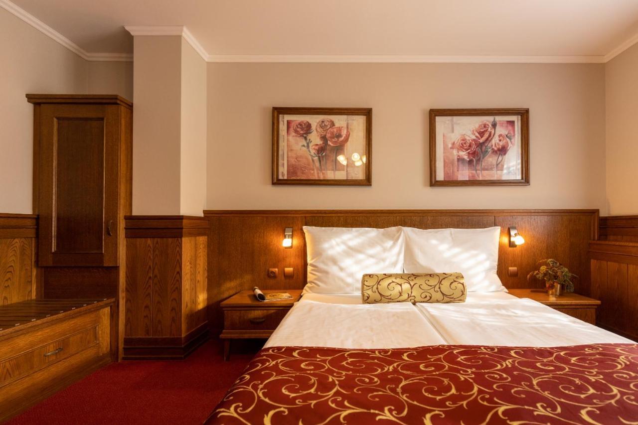 Hotel Abacie & Wellness Valasske Mezirici Luaran gambar