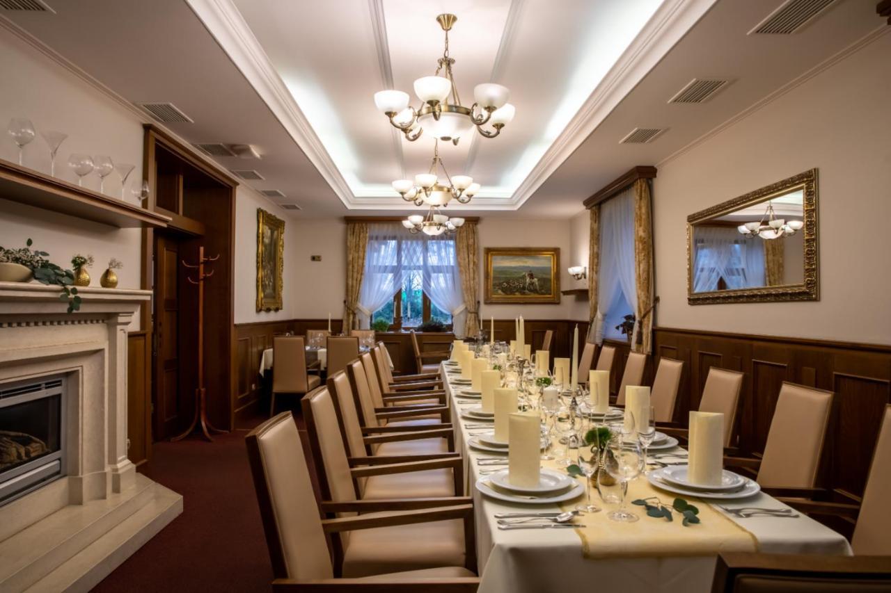 Hotel Abacie & Wellness Valasske Mezirici Luaran gambar