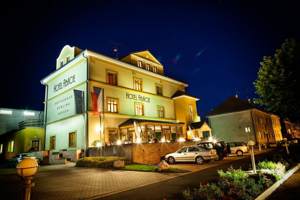 Hotel Abacie & Wellness Valasske Mezirici Luaran gambar